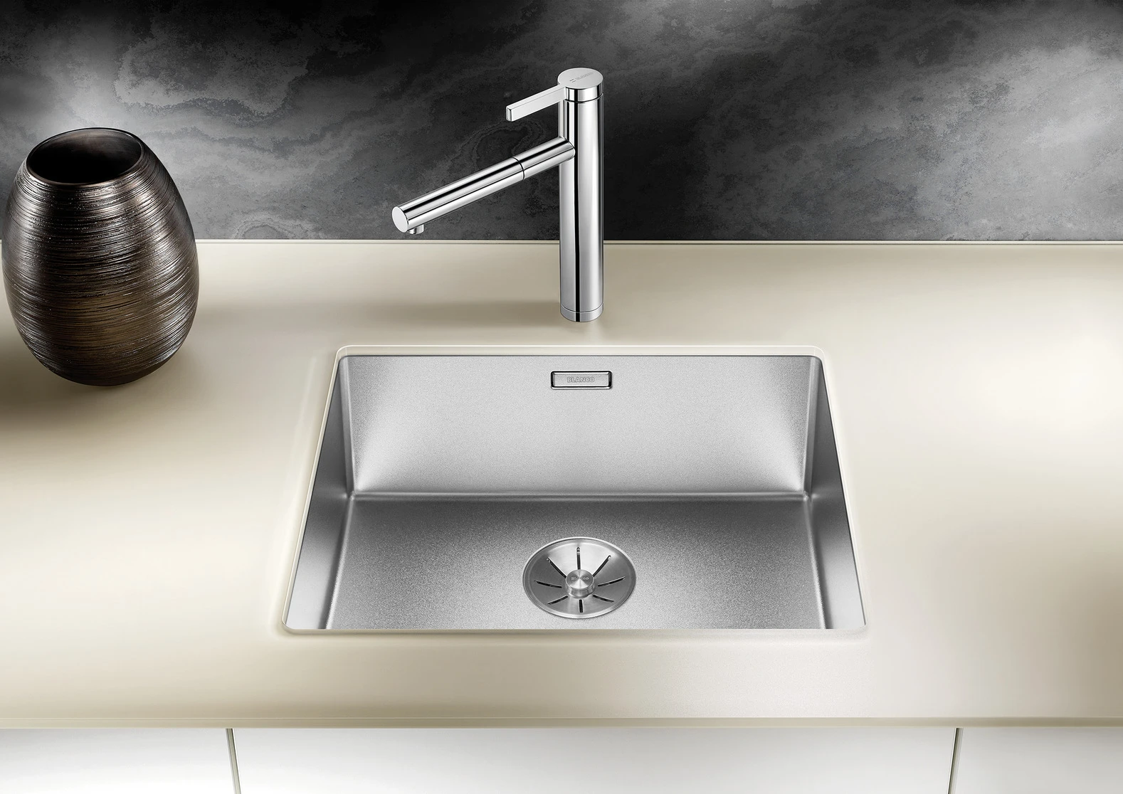 Мойка BLANCO Claron из упрочнённой стали Durinox