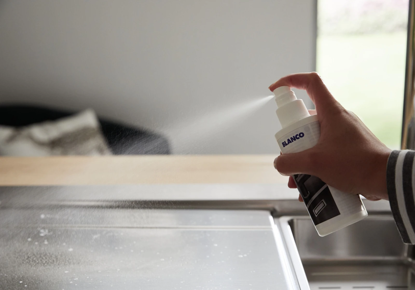 Средство BLANCO DailyClean+ для ухода за керамической мойкой